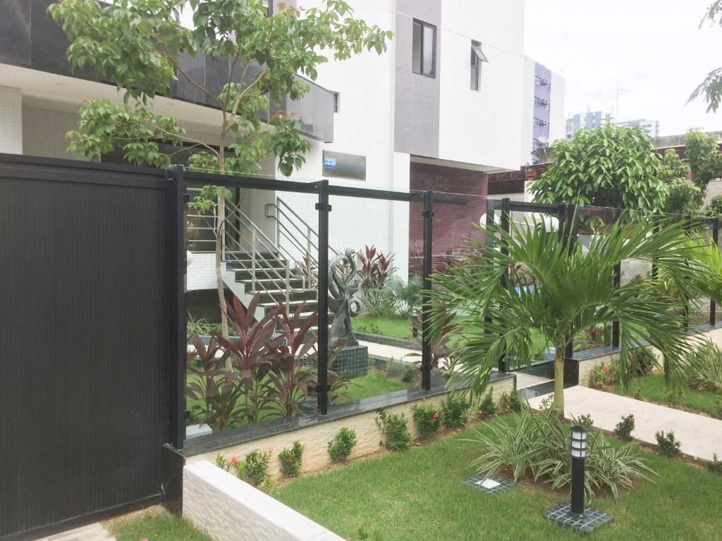 Ira's Home II