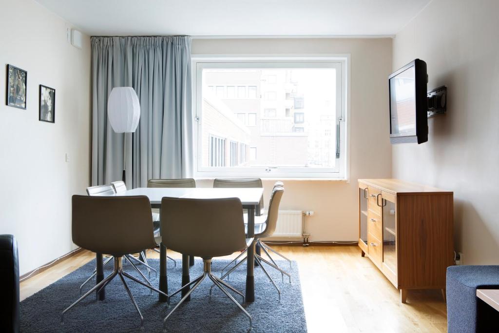 TV a/nebo společenská místnost v ubytování Comfort Hotel Eskilstuna