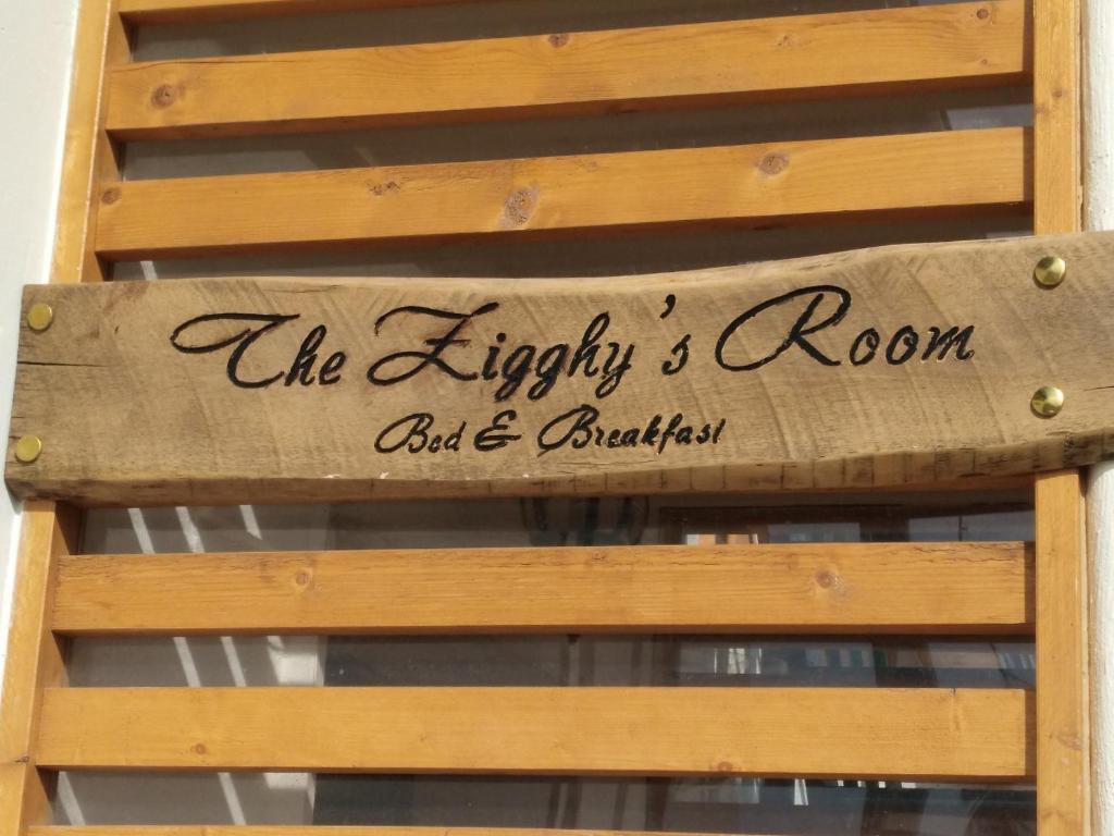 Certifikát, hodnocení, plakát nebo jiný dokument vystavený v ubytování The Zigghy's Room