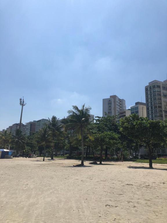  Apartamento Pé na Areia - Santos