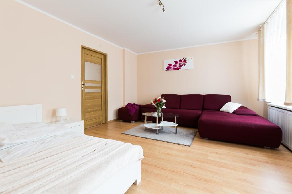 Posedenie v ubytovaní ApartHouse Apartamenty Centrum