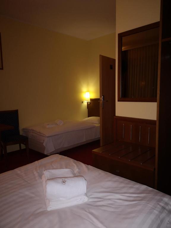 Virgo Business & Breakfast Rumia - Triple Room