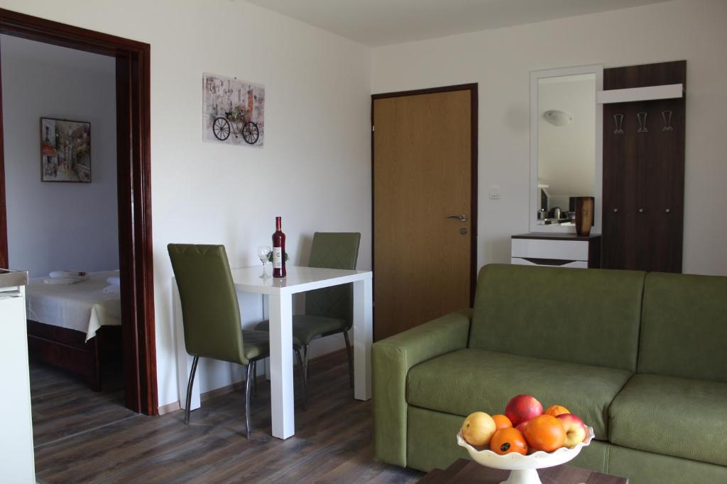 Posezení v ubytování Forest Apartments