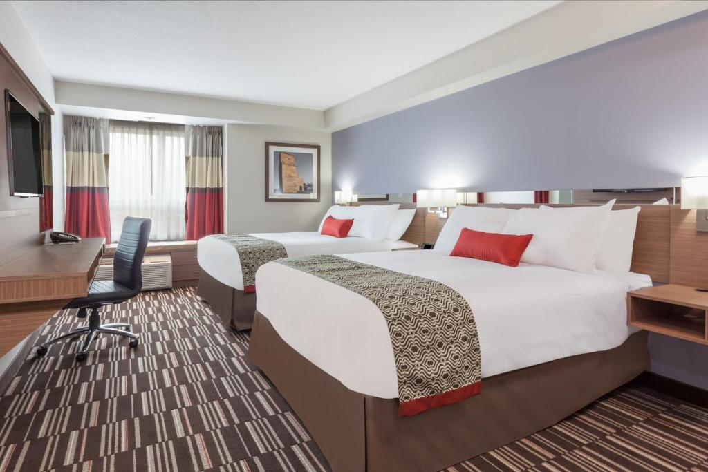 Microtel Inn & Suites by Wyndham College Station photo