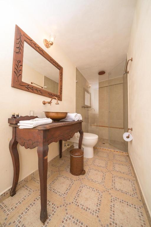 Koupelna v ubytování Nueva Granada Hotel Colonial -Centro Histórico-