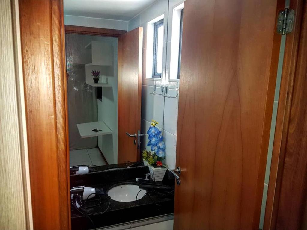  Apartamento quarto e sala em Ponta Verde