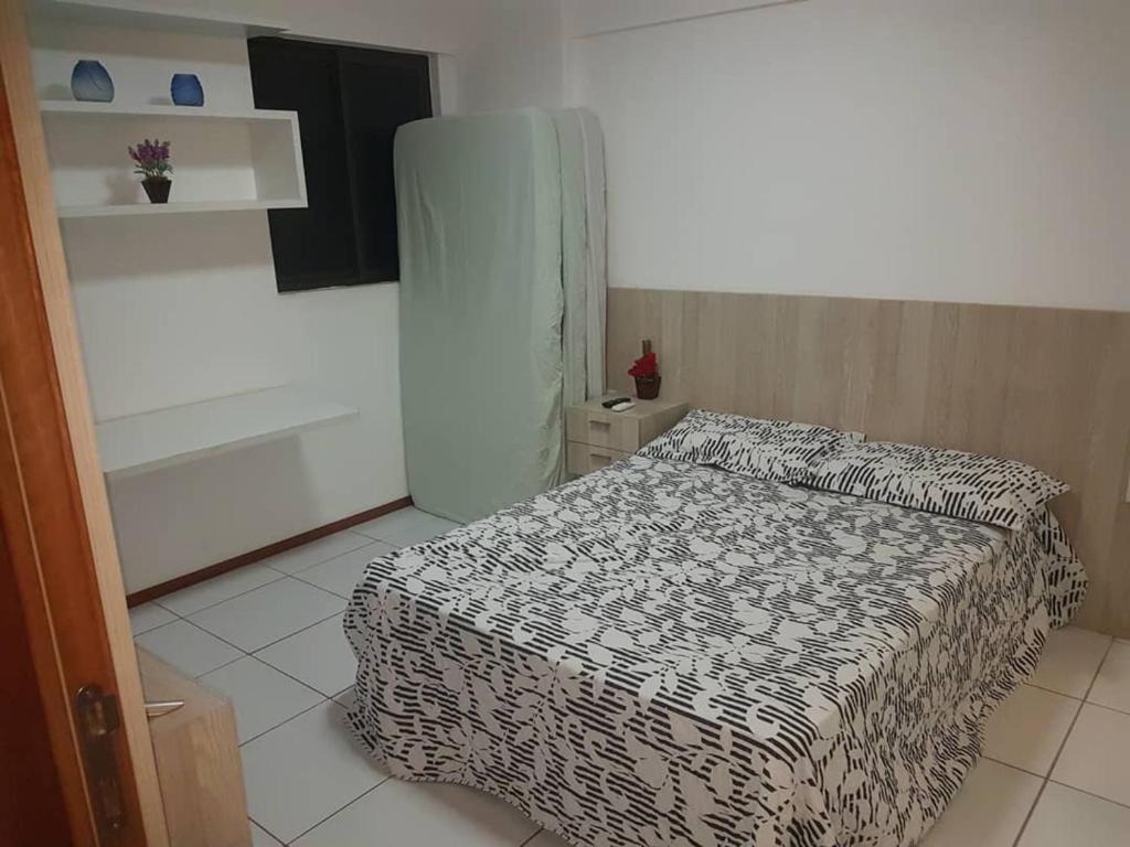  Apartamento quarto e sala em Ponta Verde