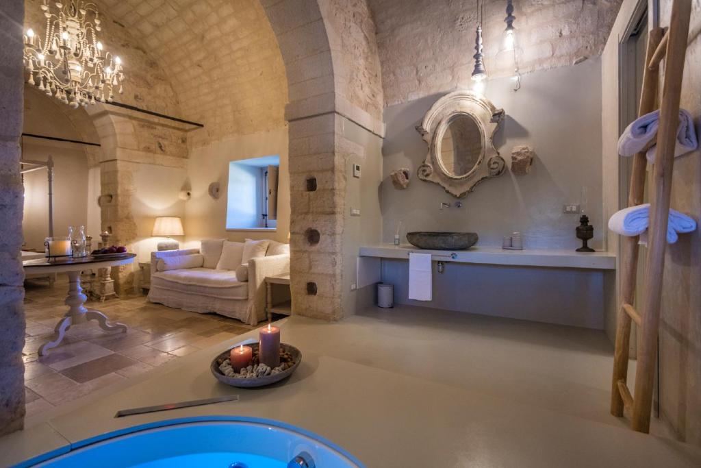 Łazienka w obiekcie Terre di Cavalusi Relais