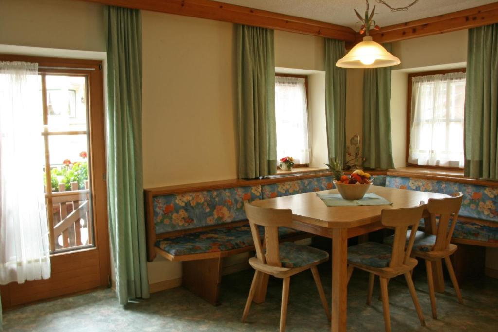 Posedenie v ubytovaní Appartement Mox