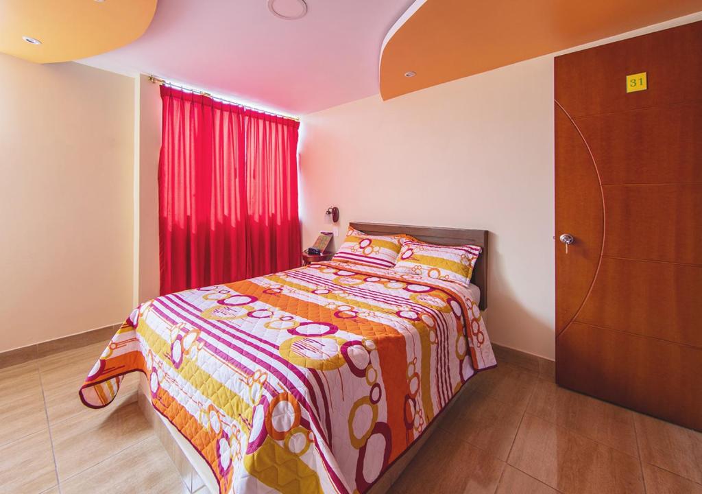 Postel nebo postele na pokoji v ubytování Hostal Oro Orense