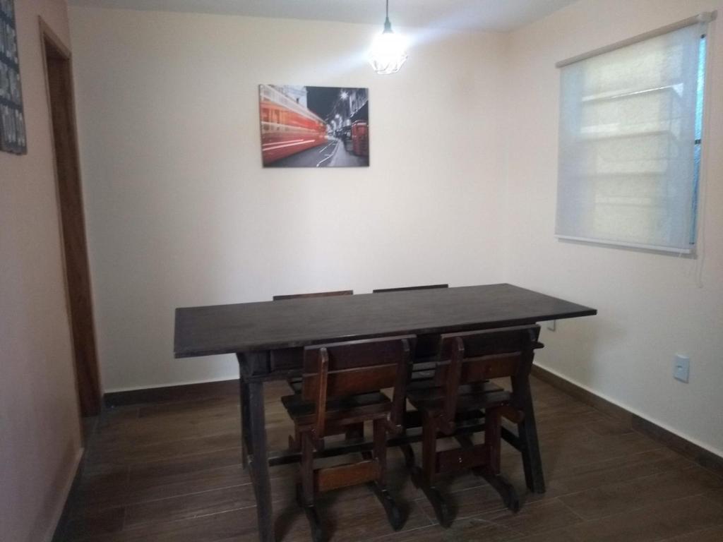  RESIDENCIA DOS LEAIS