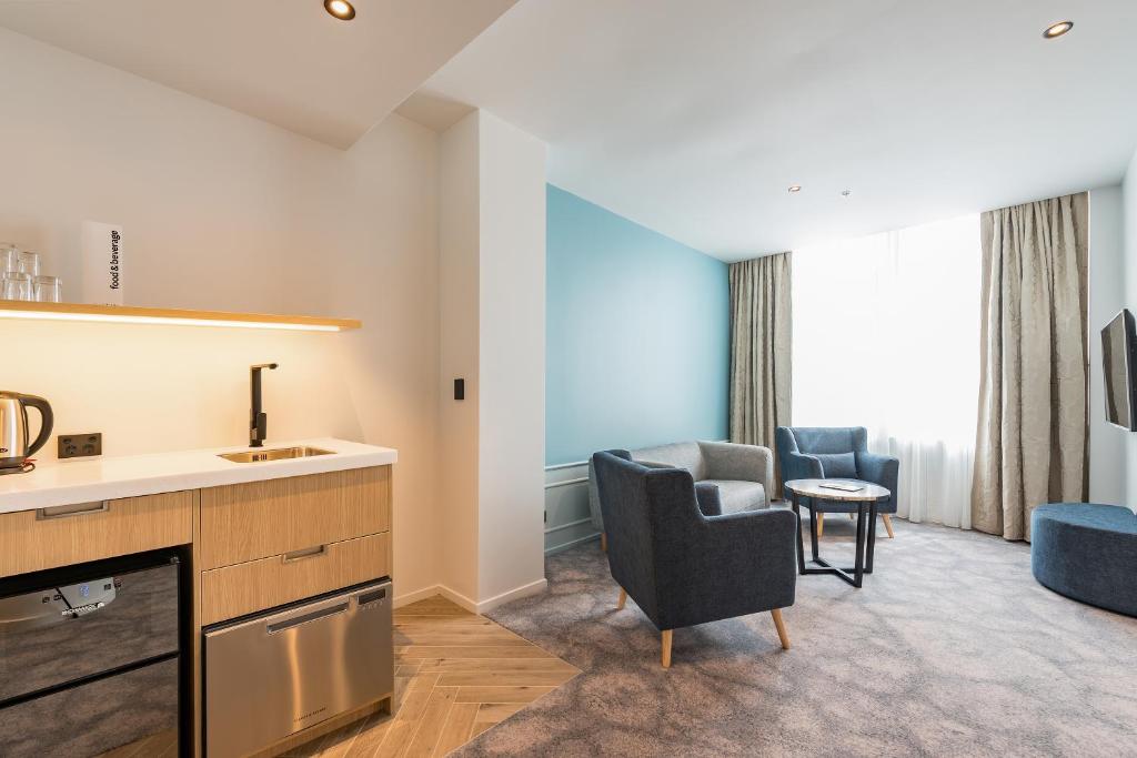 Posezení v ubytování Legacy Airedale Hotel Auckland