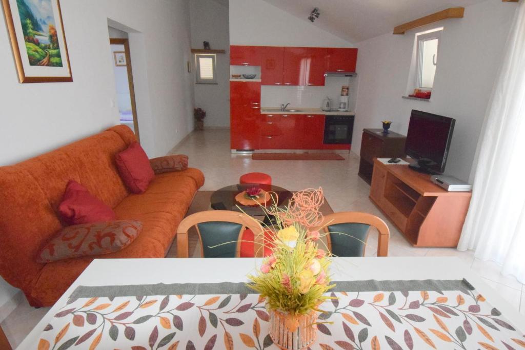 Kuchnia lub aneks kuchenny w obiekcie Apartments Gabrijel