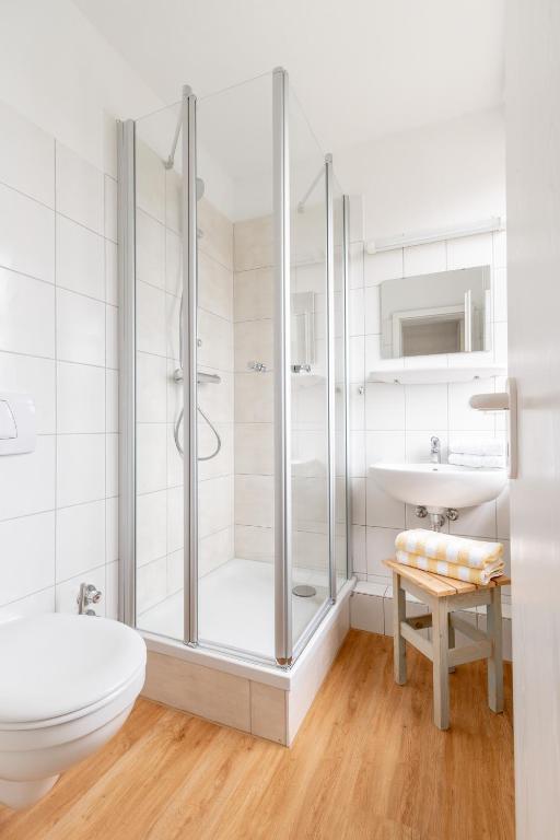 Koupelna v ubytování Hotel Am Sommerbad