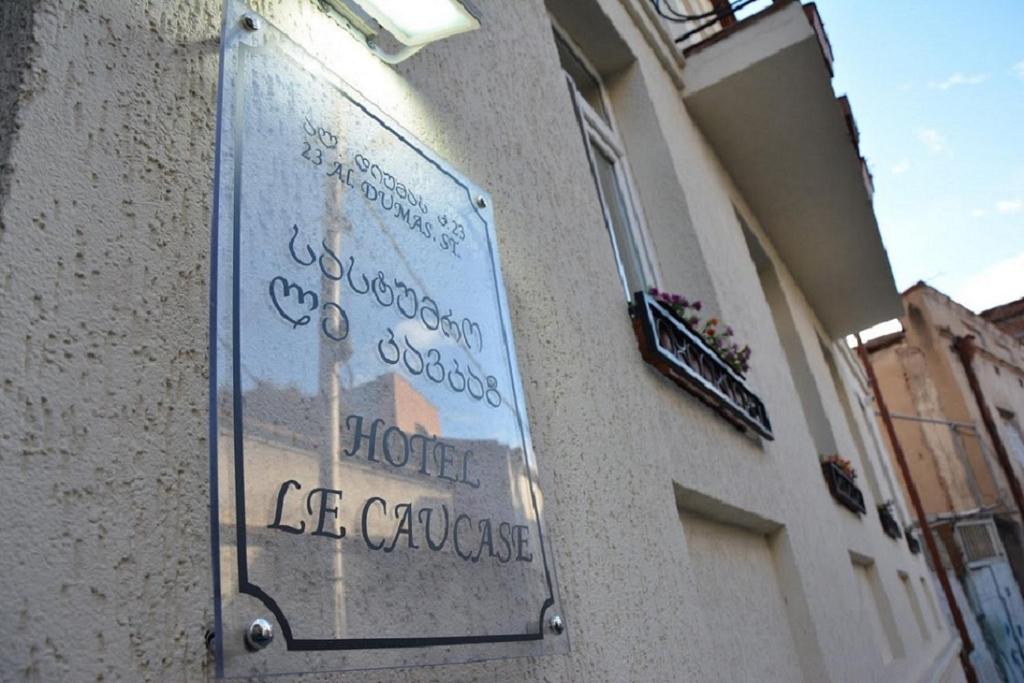 Certifikát, hodnocení, plakát nebo jiný dokument vystavený v ubytování Le Caucase