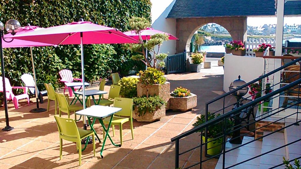 Balkón nebo terasa v ubytování Logis Hotel Bellevue