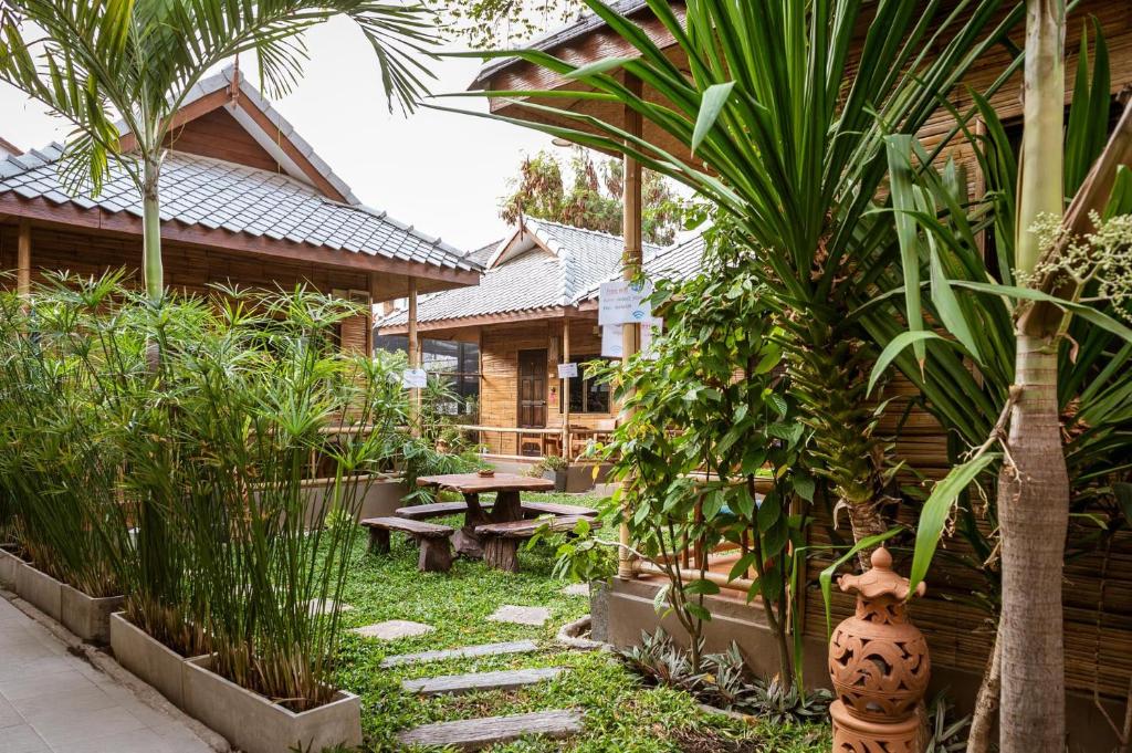Zahrada ubytování Boutique Hotel & Restaurant, Jaidee Bamboo Huts
