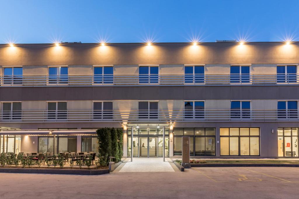 Zgrada u kojoj se nalazi hotel