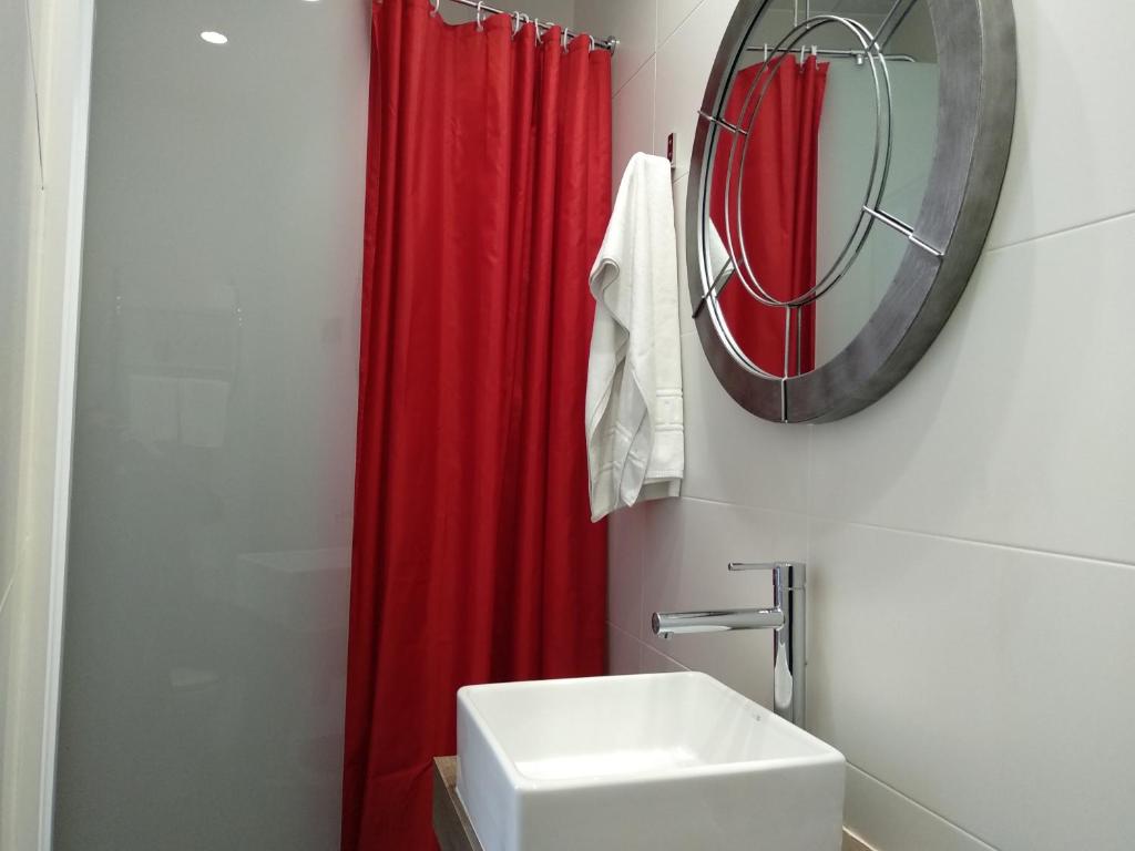 Koupelna v ubytování Hostal Lauria
