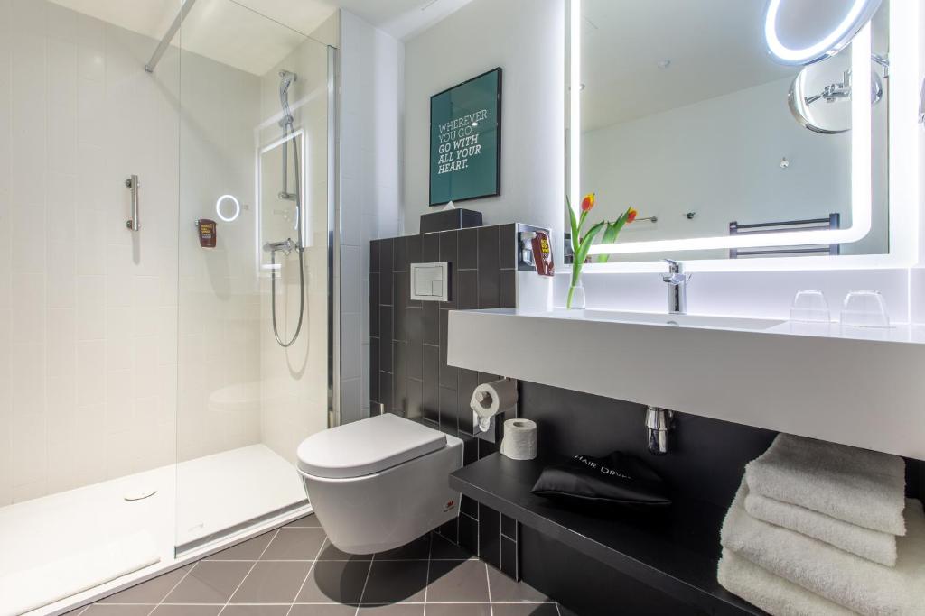 Park Inn by Radisson Poznan - Quarto Da Família