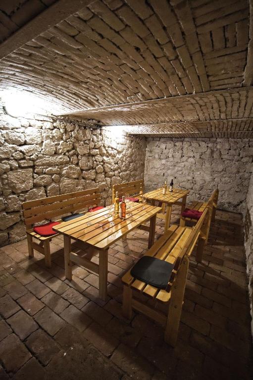 Fotografie z fotogalerie ubytování "U Čápa" Krásný apartmán v Sedleci v destinaci Sedlec