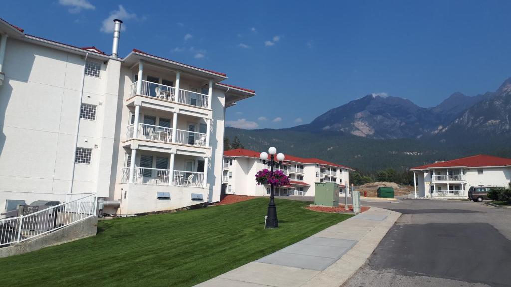 Nespecifikovaný výhled na hory nebo výhled na hory při pohledu z aparthotelu