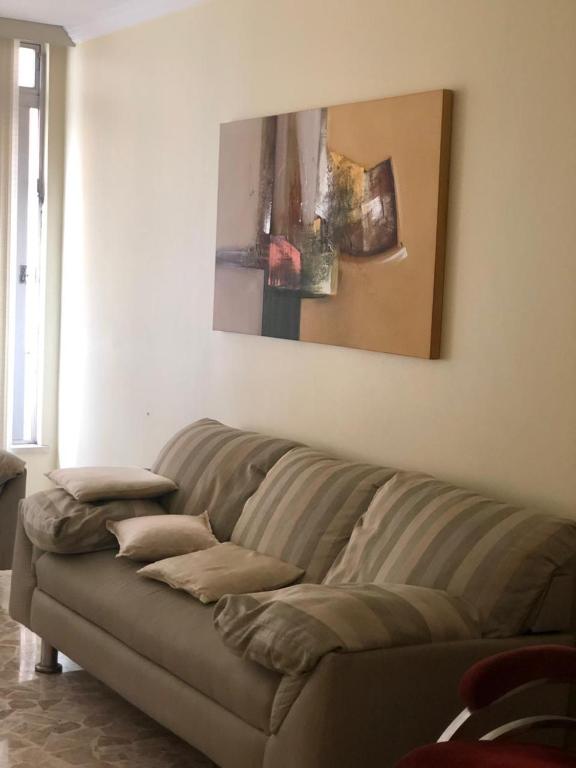  Apartamento Santos 2 dormitórios Gonzaga / José Menino - 6 pessoas