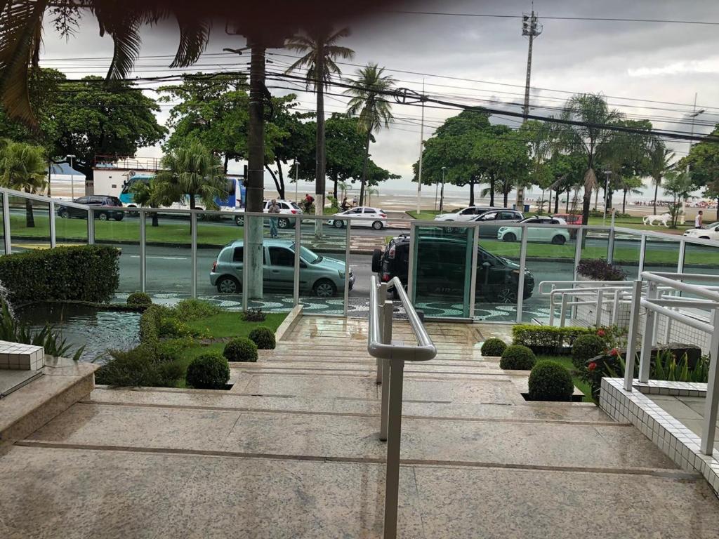  Apartamento Santos 2 dormitórios Gonzaga / José Menino - 6 pessoas