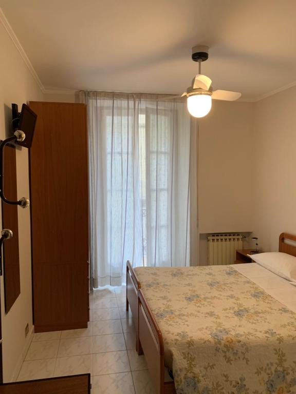 Postel nebo postele na pokoji v ubytování HOTEL ELENA