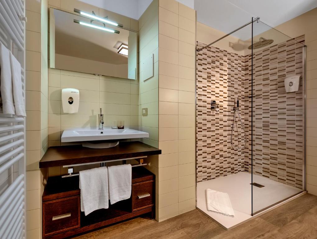 Koupelna v ubytování Luna Wellness Hotel