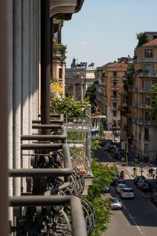 Lancaster Hotel - 13