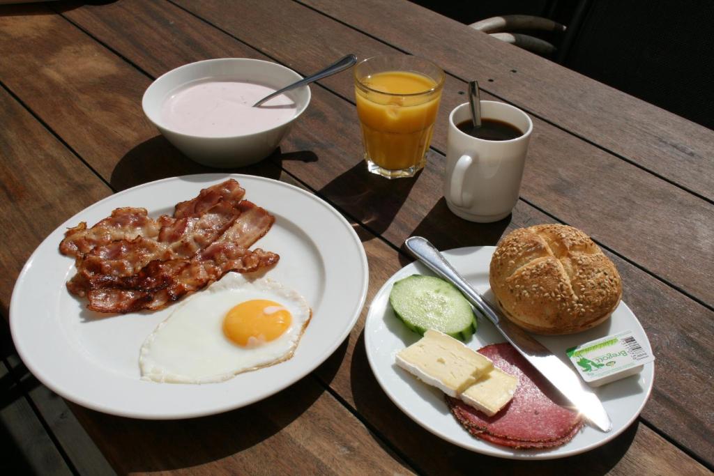 City Hotell Avenyn - Resim 12