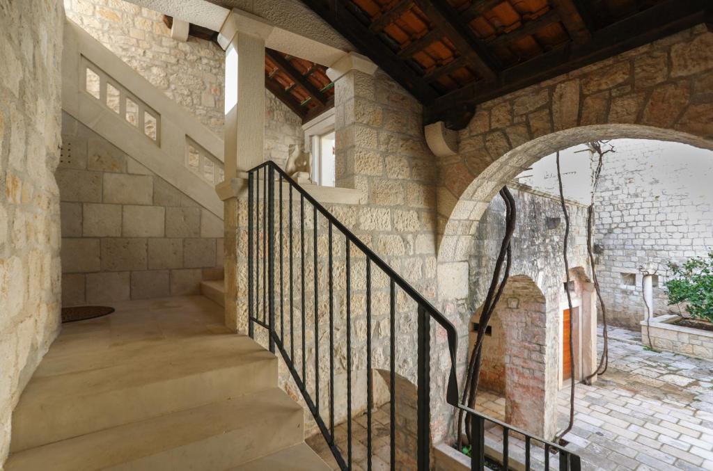 Fotografie z fotogalerie ubytování Vacation house "Kaštil" Pučišća - Brač v destinaci Pučišća