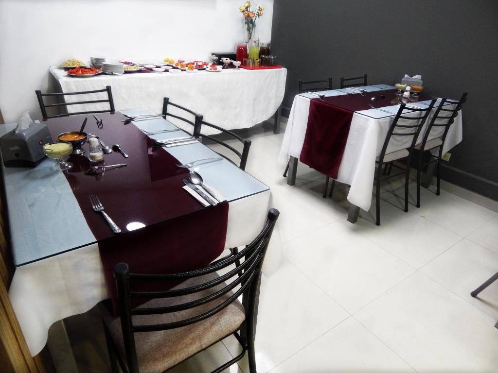 Posezení v ubytování Hostal El Roble