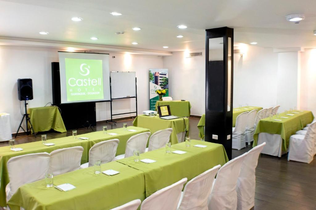 Konferenční prostory v ubytování Hotel Castell - Cerca Del Aeropuerto