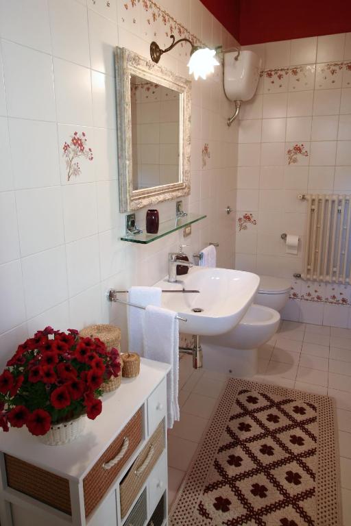 Koupelna v ubytování Chez Moi Charme B&B