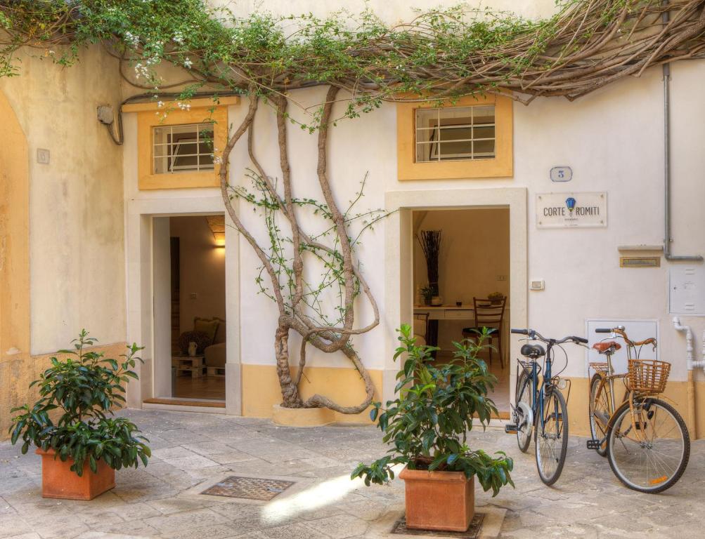 Jízda na kole v ubytování B&B Corte Dei Romiti - Lecce Selection nebo okolí