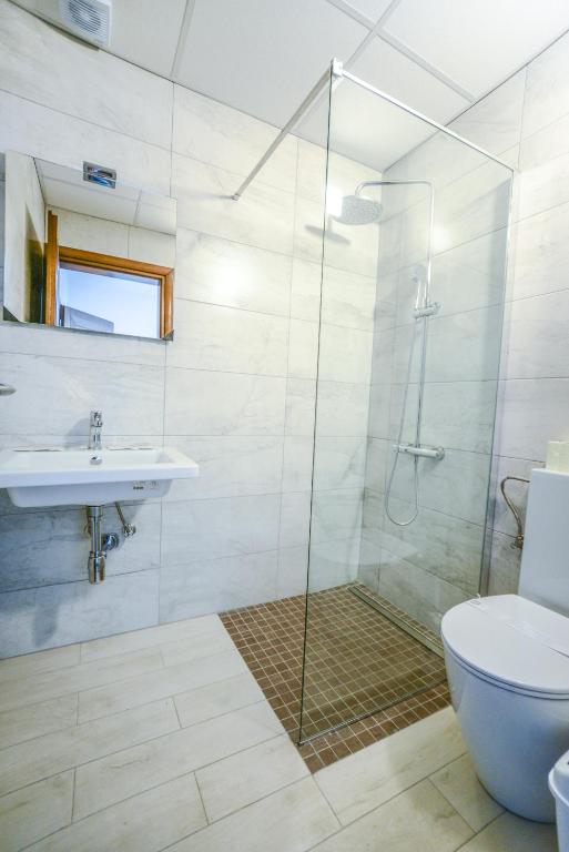 Papa Apartments - Studio Apartment