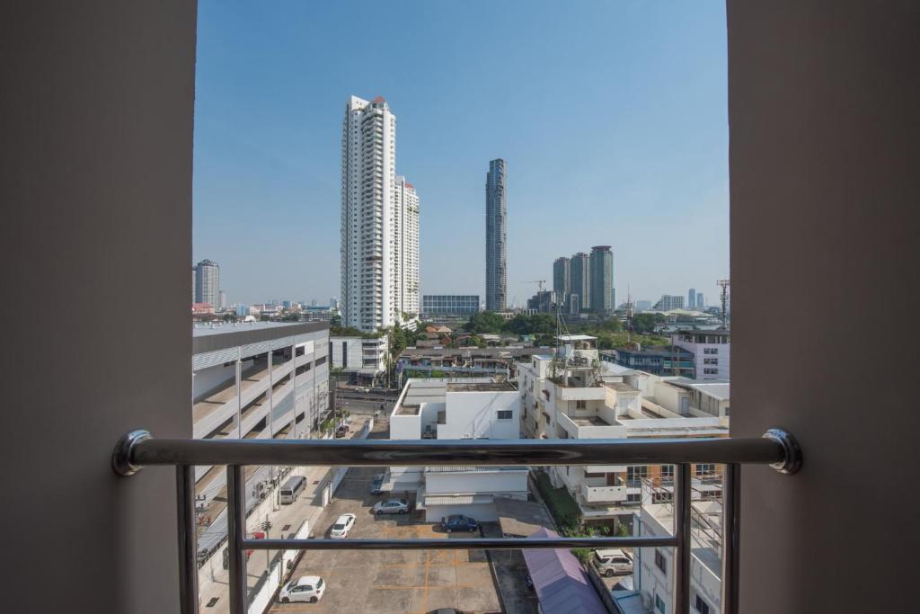 Nespecifikovaný výhled na destinaci Bangkok nebo výhled na město při pohledu z hotelu