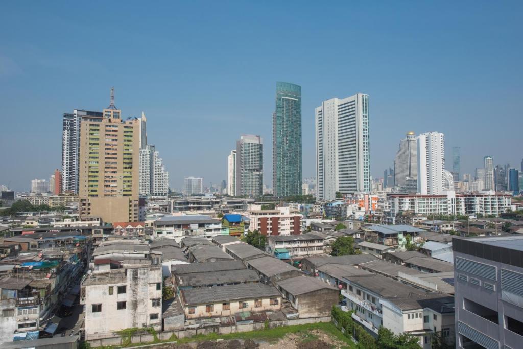 Nespecifikovaný výhled na destinaci Bangkok nebo výhled na město při pohledu z hotelu