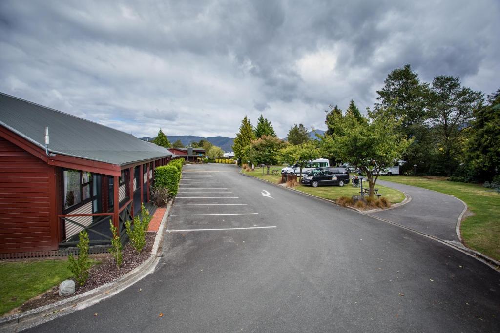 Te Anau Top 10 Holiday Park and Motels - Resim 45
