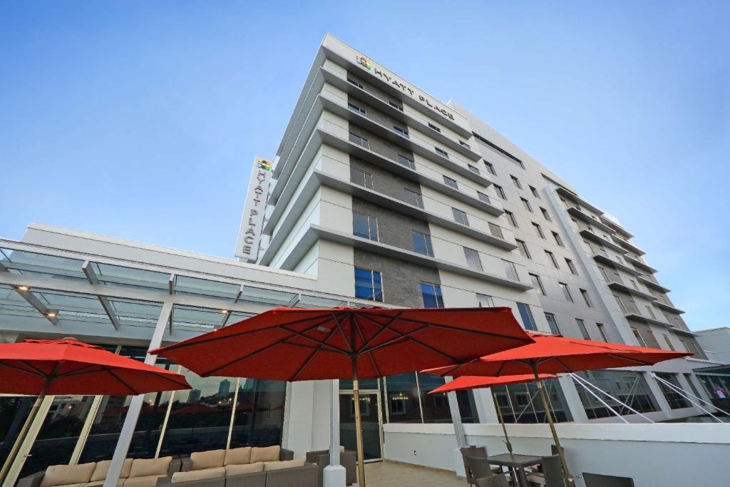 O edifício onde o hotel está situado