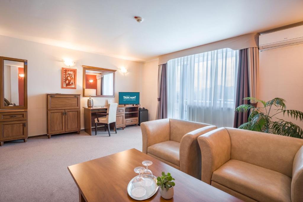 TV a/nebo společenská místnost v ubytování Dixon Resort