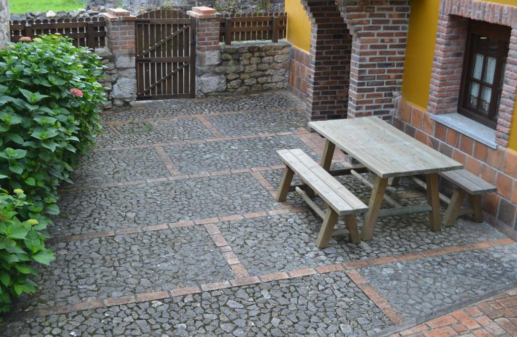 A patio or other outdoor area at Casa Rural El Bellucu