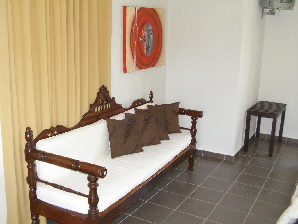 A seating area at To Ktima tis Matinas