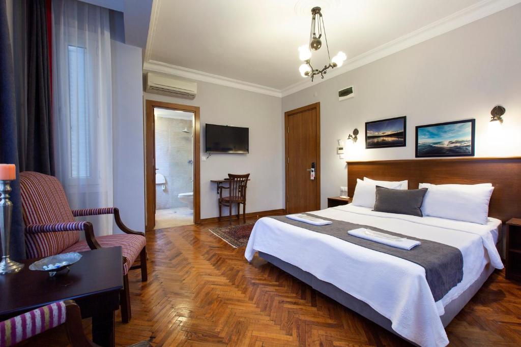 Queen Seagull Boutique Hotel - 2