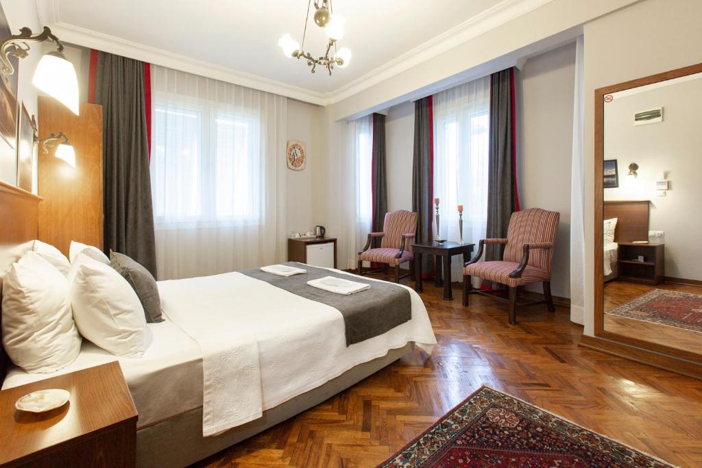 Queen Seagull Boutique Hotel - 1