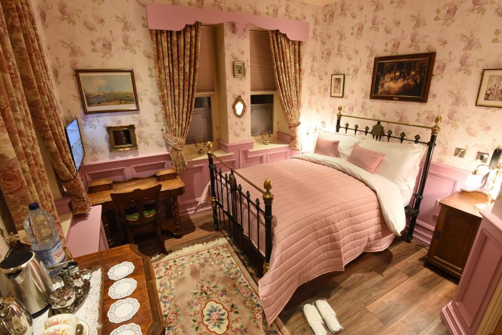 The Aston Tavern - Resim 28