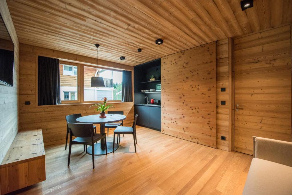 Kuchyň nebo kuchyňský kout v ubytování Riffelalp Lodge