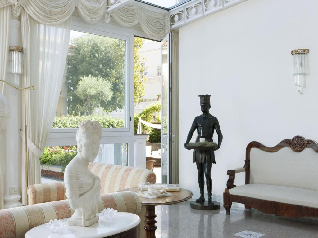 Posezení v ubytování Hotel Corallo Sorrento